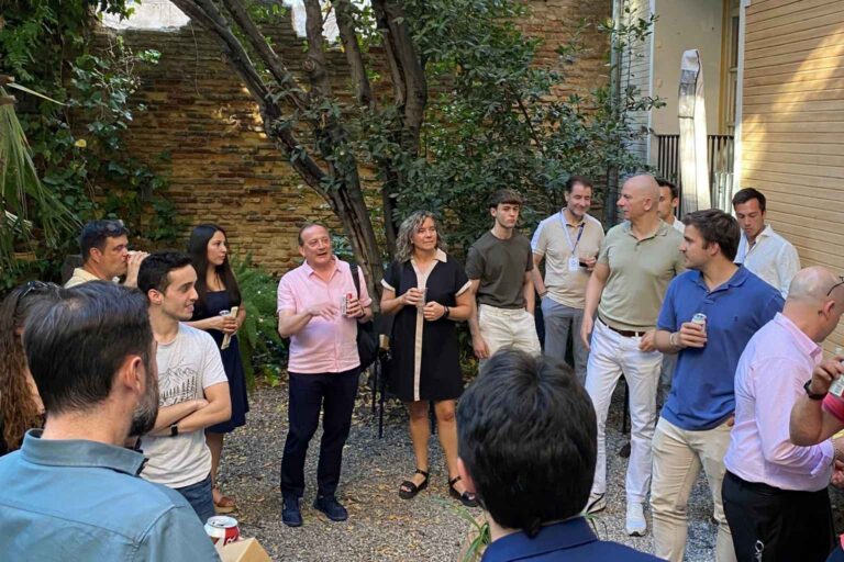 Primer afterwork Deveco: IA aplicada al sector industrial